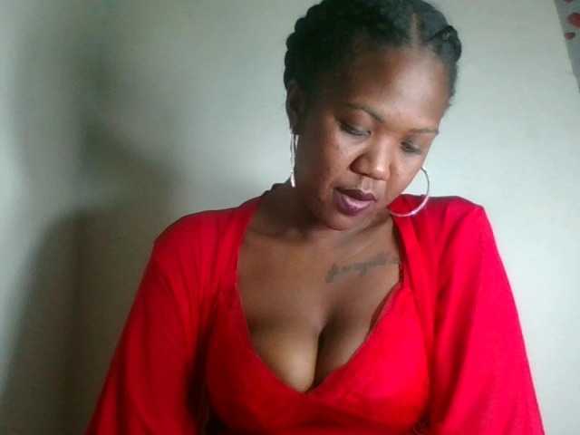 Sheilkahsexy live cam on BongaCams