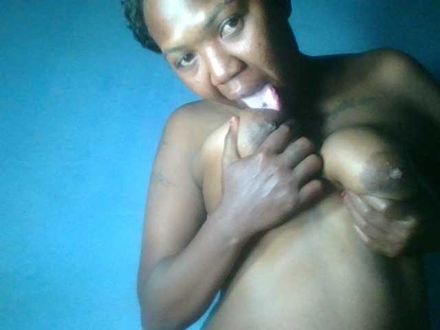 Sheilkahsexy live cam on BongaCams