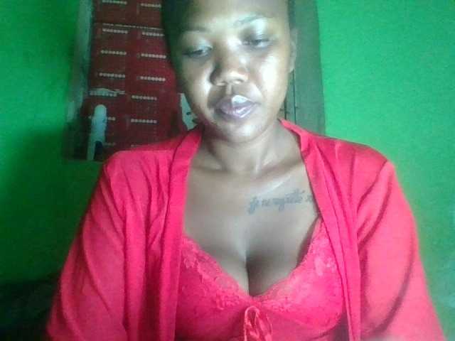 Sheilkahsexy Live Cam and Statistics on UnifiedCams