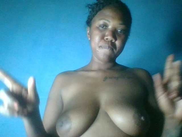Sheilkahsexy live cam on BongaCams