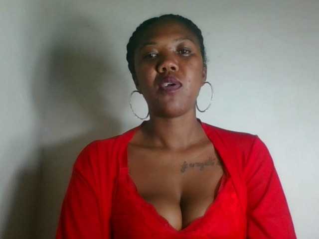 Sheilkahsexy live cam on BongaCams