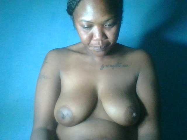 Sheilkahsexy live cam on BongaCams