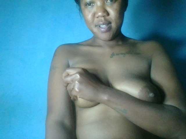 Sheilkahsexy live cam on BongaCams