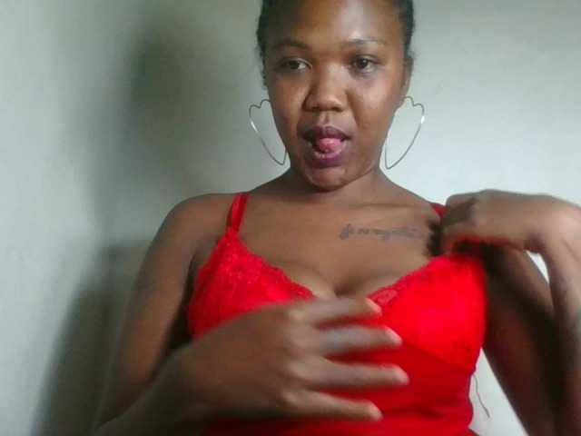 Sheilkahsexy live cam on BongaCams