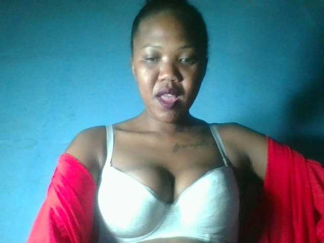Sheilkahsexy live cam on BongaCams