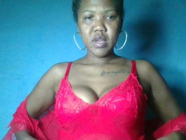 Sheilkahsexy live cam on BongaCams