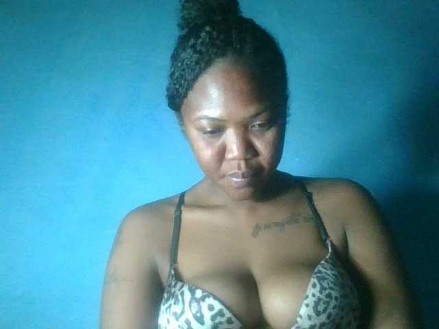 Sheilkahsexy live cam