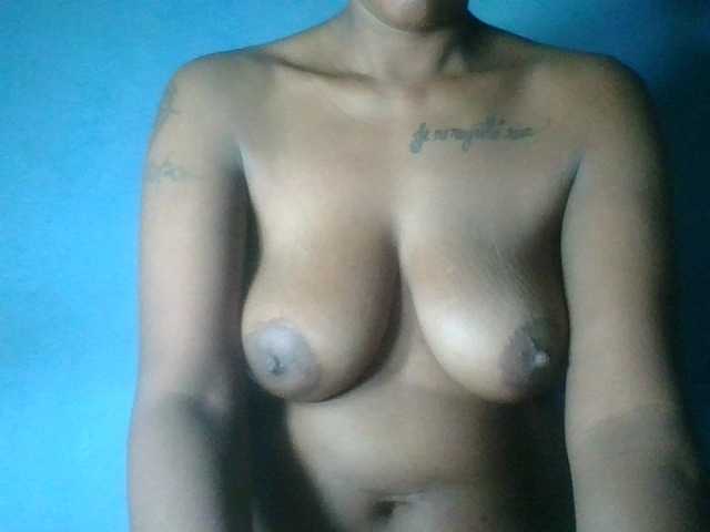 Sheilkahsexy live cam on BongaCams