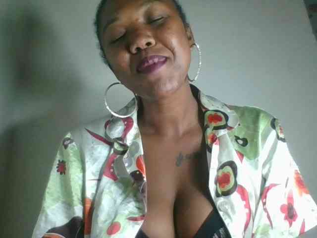 Sheilkahsexy webcam