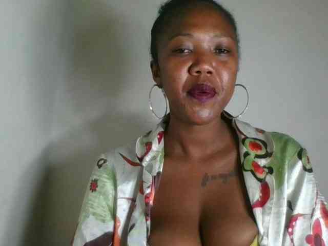 Sheilkahsexy webcam