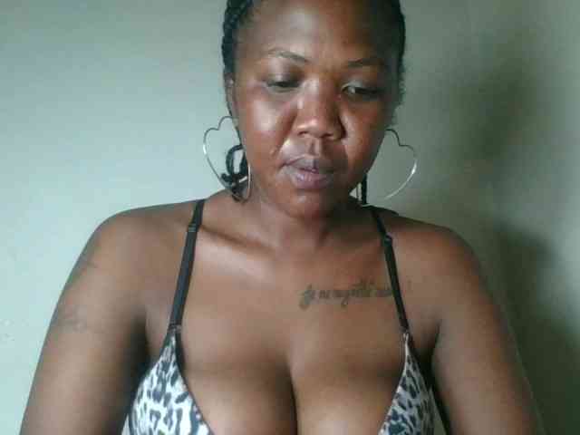 Sheilkahsexy Live Webcam on BongaCams