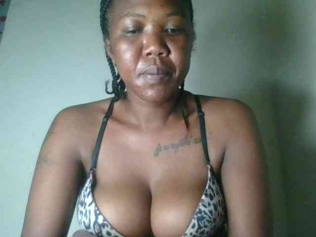 Sheilkahsexy Live Webcam on BongaCams