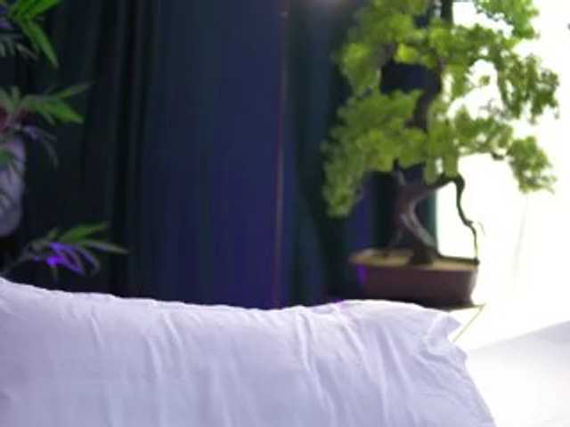 ArtTeasee live cam on BongaCams