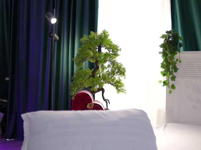 ArtTeasee live cam on BongaCams