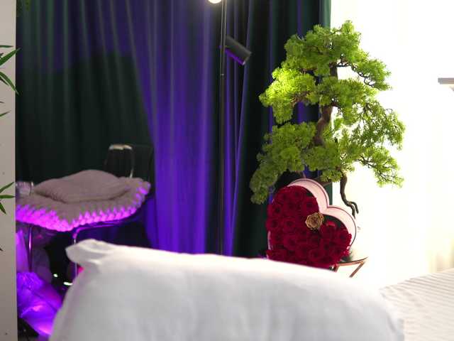 ArtTeasee live cam on BongaCams