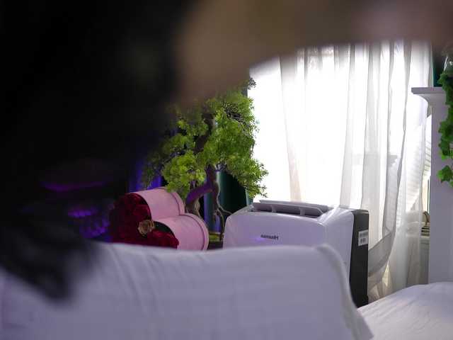 ArtTeasee live cam on BongaCams