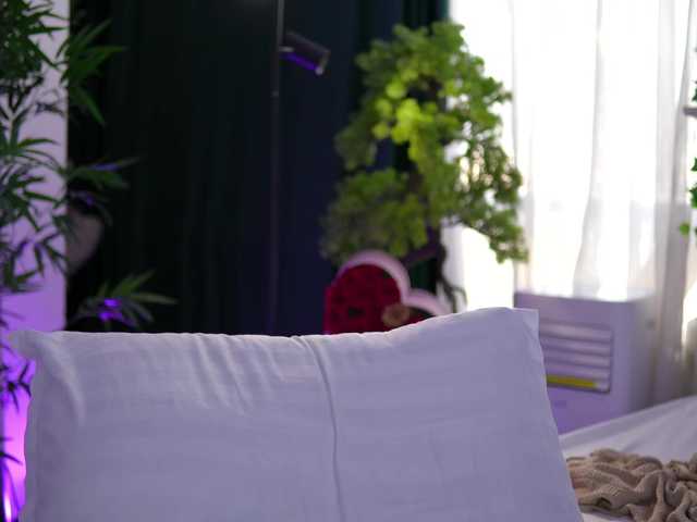 ArtTeasee live cam on BongaCams