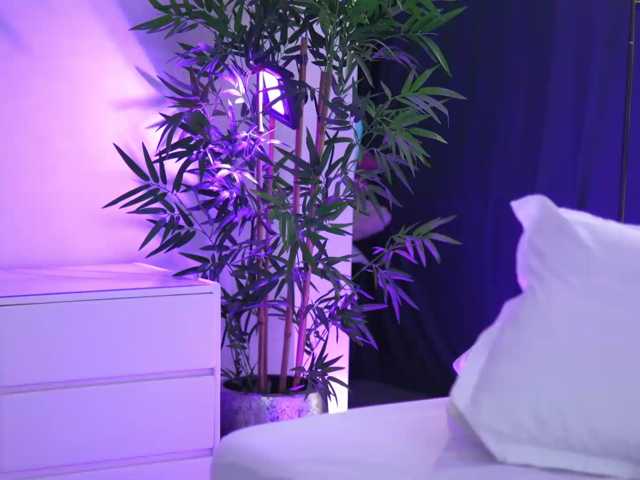ArtTeasee live cam on BongaCams