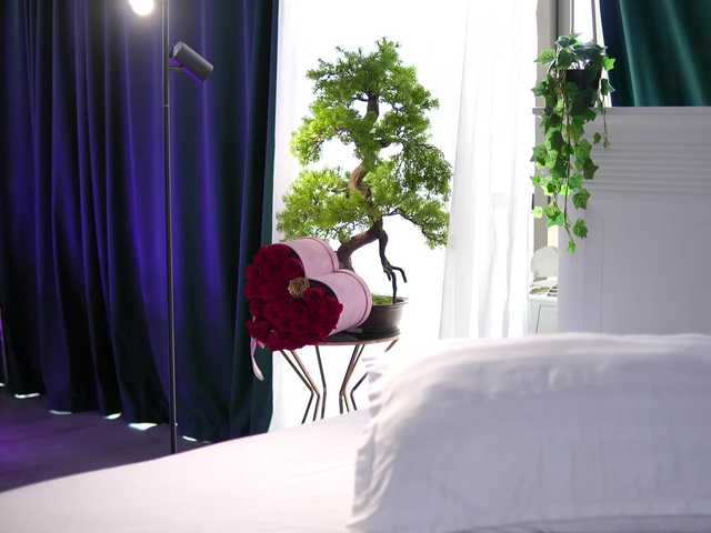 ArtTeasee live cam on BongaCams