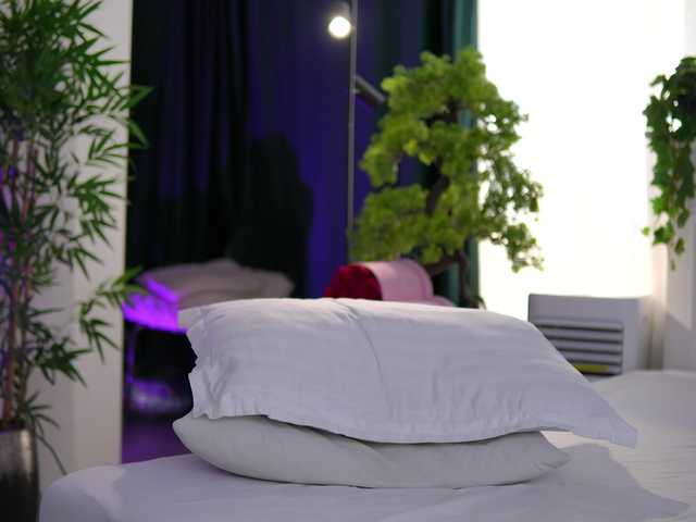 ArtTeasee live webcam show