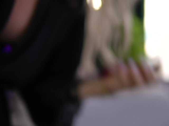 ArtTeasee live cam on BongaCams