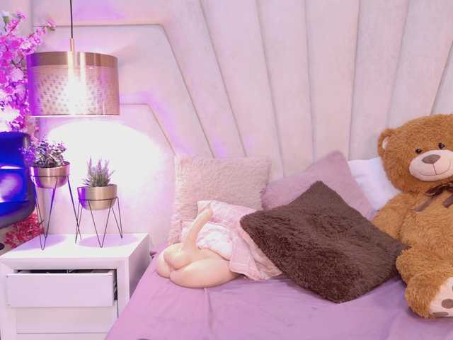 BREE-WATSON live cam on BongaCams