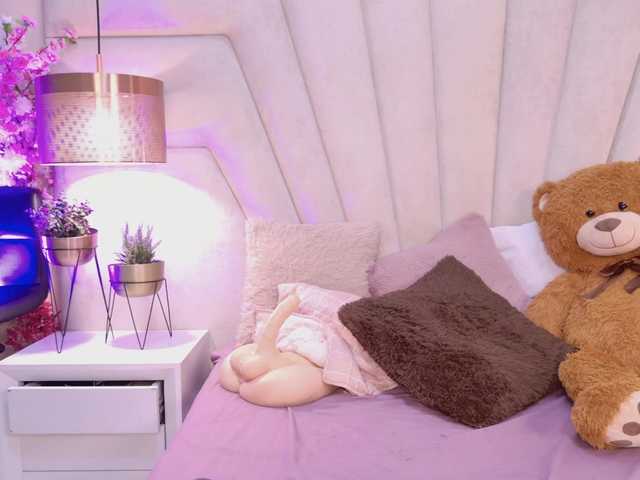 BREE-WATSON live cam on BongaCams