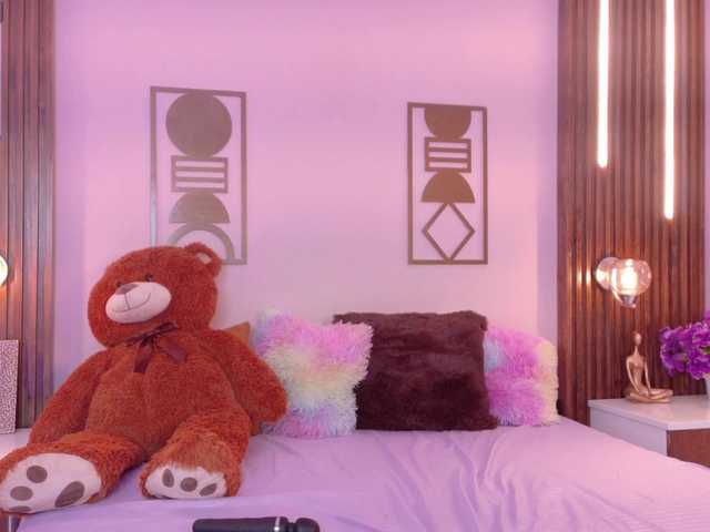 BREE-WATSON live cam on BongaCams