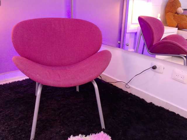 BREE-WATSON's BongaCams show and profile