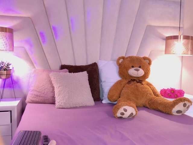BREE-WATSON live cam on BongaCams