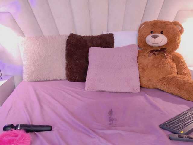 BREE-WATSON live cam on BongaCams