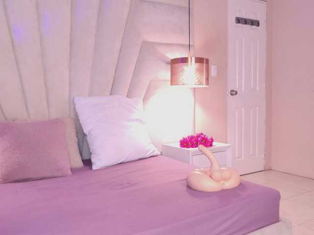 BREE-WATSON live cam on BongaCams