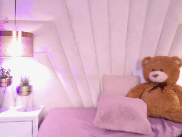 BREE-WATSON live cam on BongaCams
