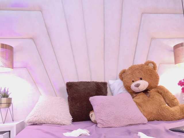 BREE-WATSON live cam on BongaCams