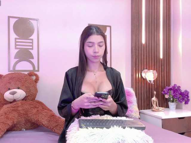 BREE-WATSON live cam on BongaCams