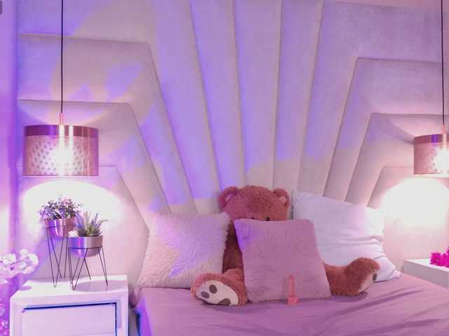 BREE-WATSON live cam on BongaCams