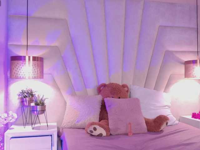 BREE-WATSON live cam on BongaCams