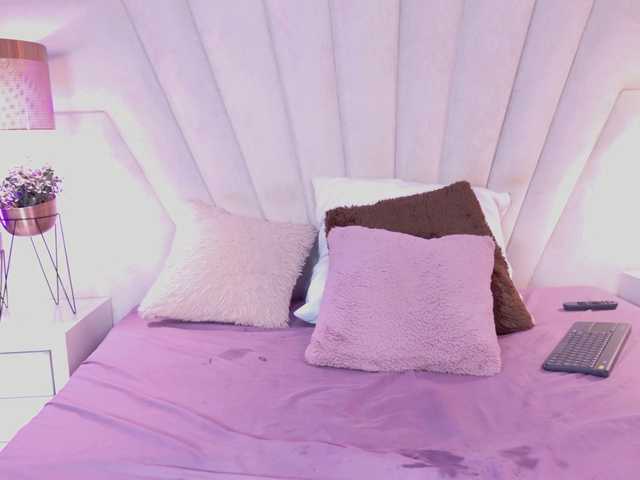 BREE-WATSON live cam on BongaCams