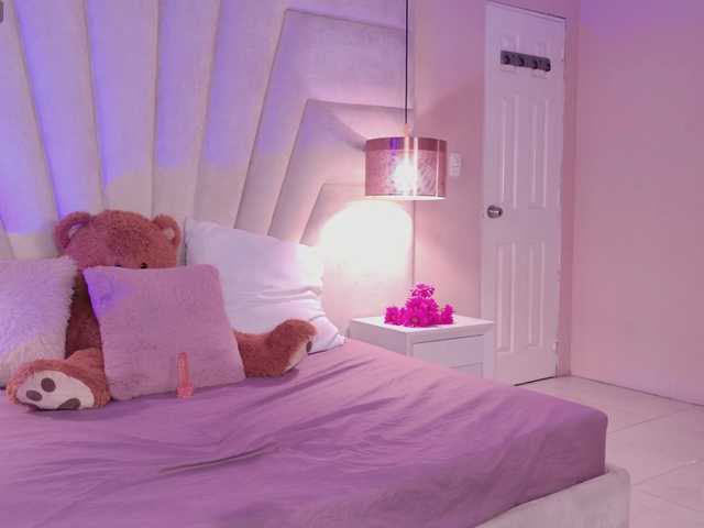 BREE-WATSON live cam on BongaCams
