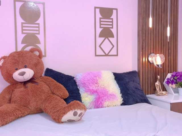 BREE-WATSON's BongaCams show and profile