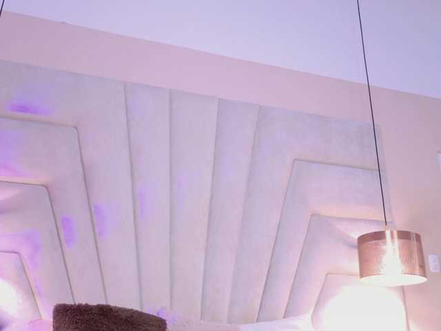 BREE-WATSON live cam on BongaCams