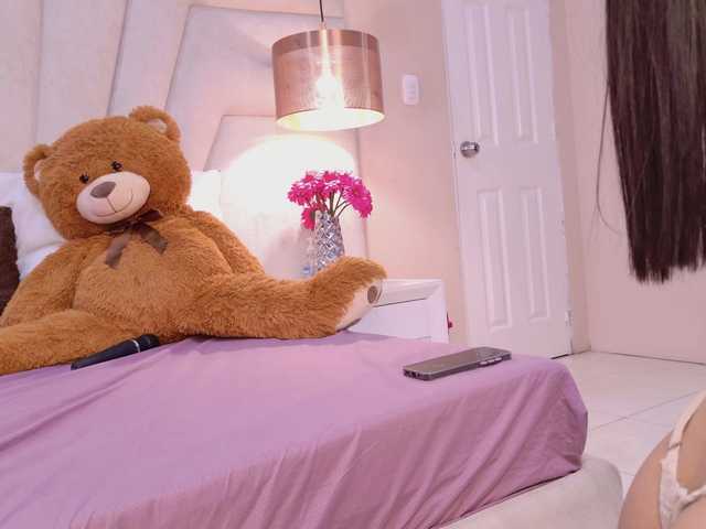 BREE-WATSON live webcam show