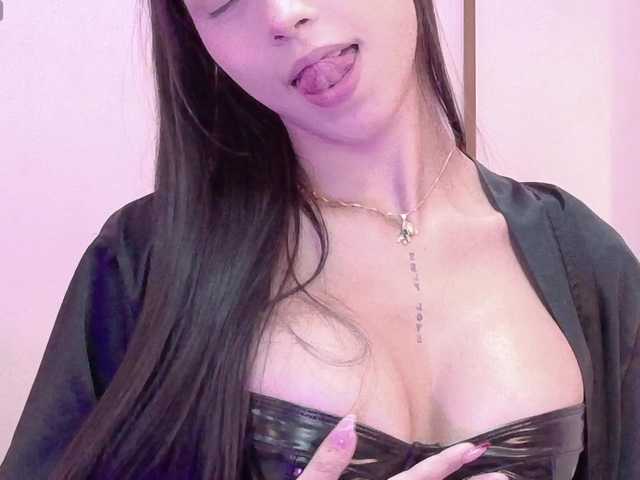 BREE-WATSON live cam on BongaCams