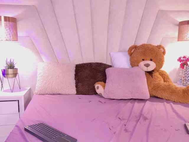 BREE-WATSON webcam