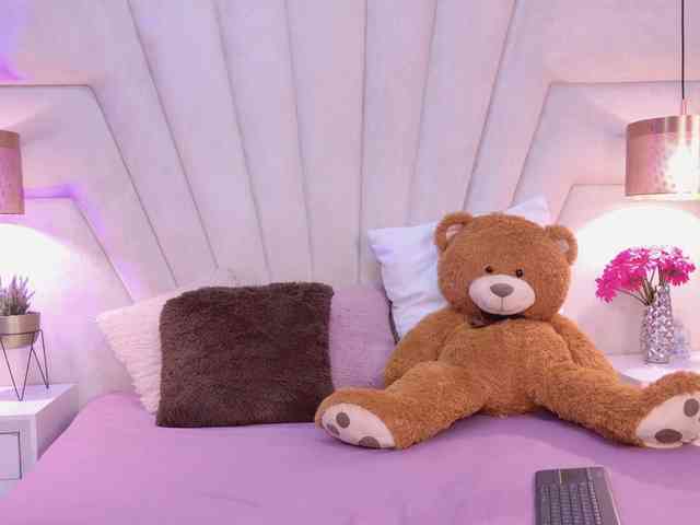 BREE-WATSON webcam