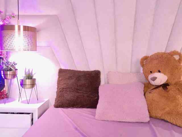 BREE-WATSON Live Webcam on BongaCams