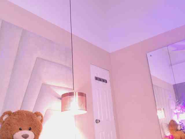 BREE-WATSON webcam