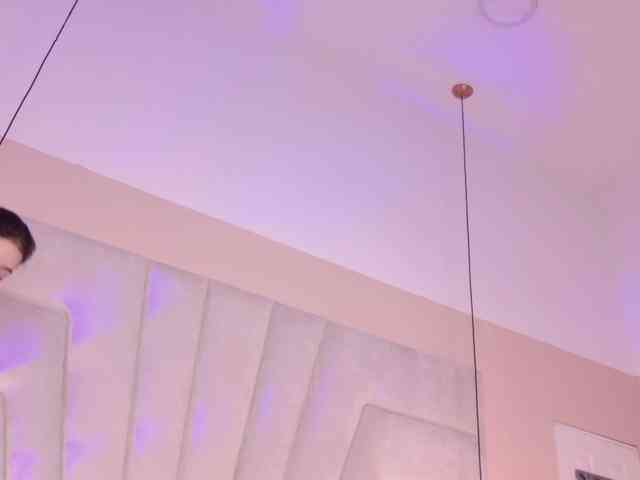 BREE-WATSON webcam