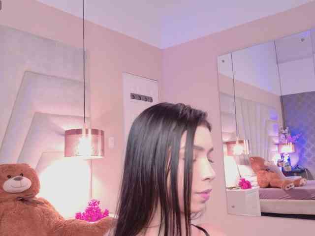 BREE-WATSON webcam