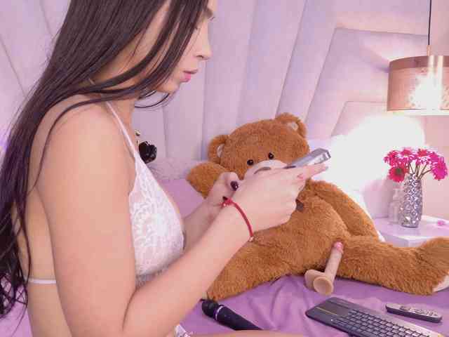 BREE-WATSON Live Webcam on BongaCams